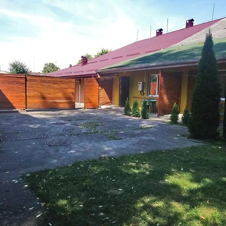 Садиба У Яноша Vynohradiv Exterior foto